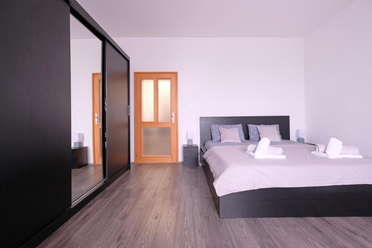 Apartment Klea - Cosy, Near City Center Pula Zewnętrze zdjęcie